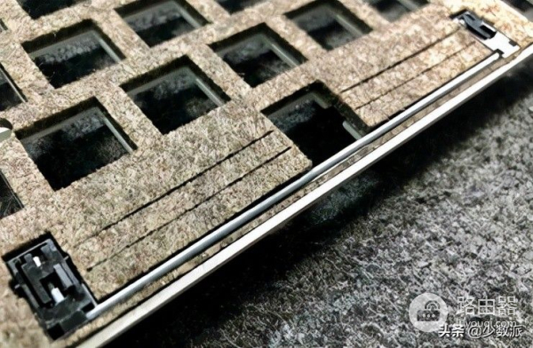 如何让你的键盘鼠标静音(如何把鼠标按键弄成静音)