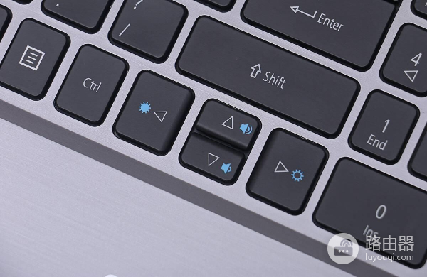 为什么电脑键盘打字母却变数字(为什么我的笔记本键盘字母变数字)