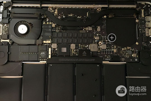 普通电脑和苹果电脑(普通电脑和苹果电脑哪个伤眼睛)