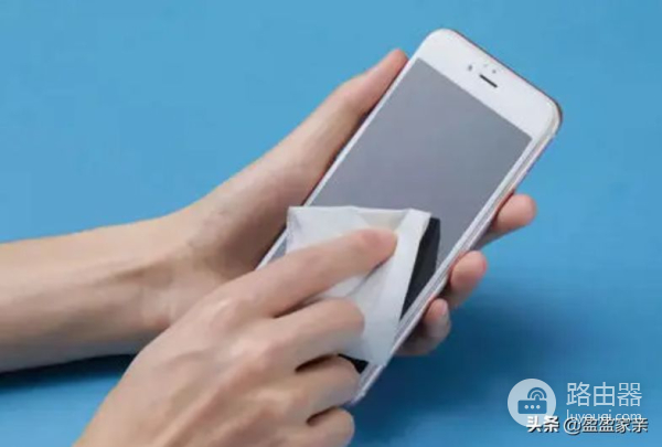 你可能在损害你的电脑屏幕(电脑屏幕受损)