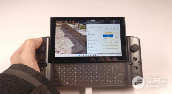 这是电脑还是掌机(这是电脑还是掌机英语)