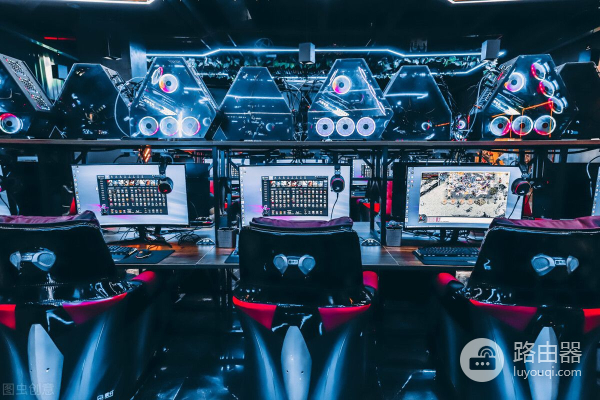 为什么网咖的电脑从来不卡(网吧的电脑为什么从来不卡)