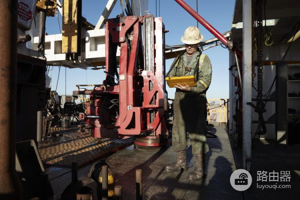 什么样的电脑才能在暴雨(什么样的电脑才能在暴雨中使用)