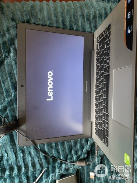 电脑开机卡logo(电脑开机卡logo怎么办)