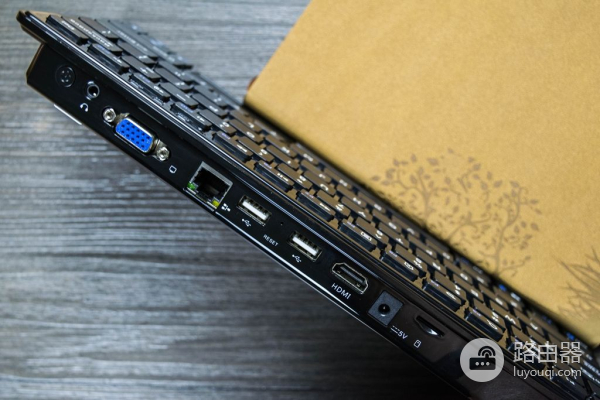 见过台式电脑笔记本电脑(见过台式电脑笔记本电脑怎么办)