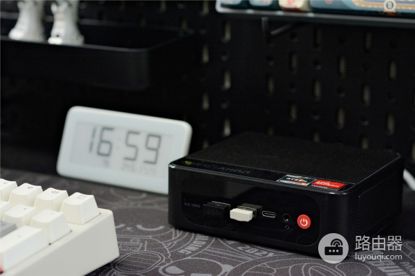 零刻SER5迷你电脑(零刻迷你主机)