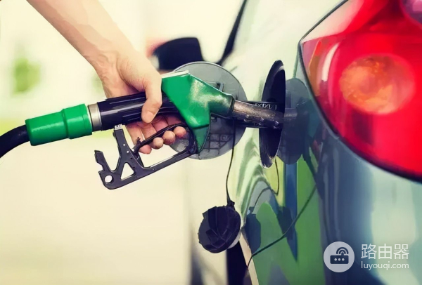 上车就关闭发动机启停是对还是错(发动机启停每次上车都要关吗)