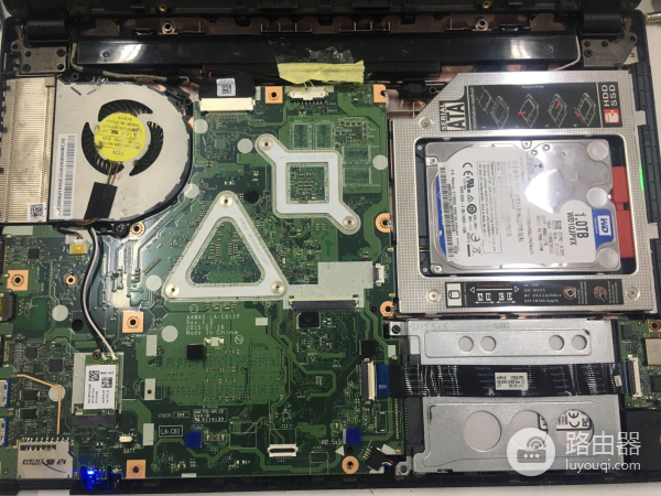 宏碁K4000笔记本电脑如何加装固态硬盘(笔记本电脑如何加硬盘)