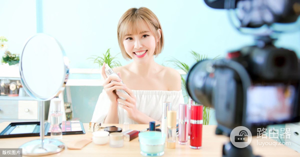 抖音直播怎么传到电脑上面(抖音直播网站怎么复制到电脑,电脑版抖音直播步骤?)