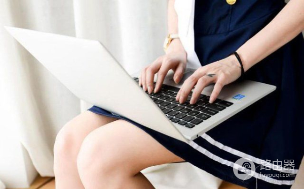 怎么让电脑的光驱改装硬盘(笔记本电脑怎么将光驱位换硬盘?笔记本光驱改装固态硬盘图文教程)