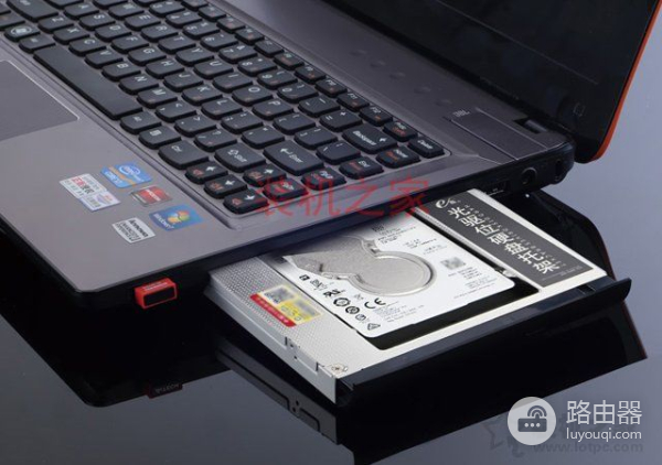 怎么让电脑的光驱改装硬盘(笔记本电脑怎么将光驱位换硬盘?笔记本光驱改装固态硬盘图文教程)