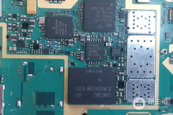 怎么判断电脑哪儿坏了呢(如何确定电脑主板是否坏了?)