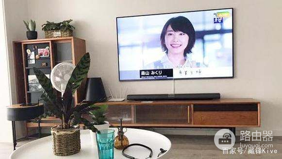 如何隐藏壁挂电视的电线(壁挂电视的电线该如何隐藏)