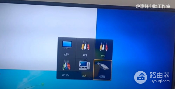 电脑屏不显示画面怎么调(WIN10系统介绍12A 电视做电脑显示器 不显示的设置 没有声音的调整)