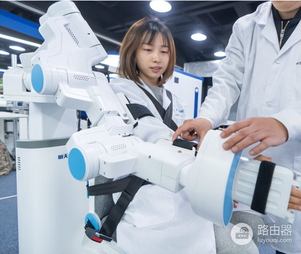 怎么搞坏机器人电脑(如何制造一个机器人？)