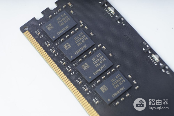 电脑内存怎么选(电脑内存颗粒怎么选择好的)