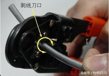 电脑插网线了怎么联网络(详解网线的接法)