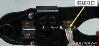 电脑插网线了怎么联网络(详解网线的接法)