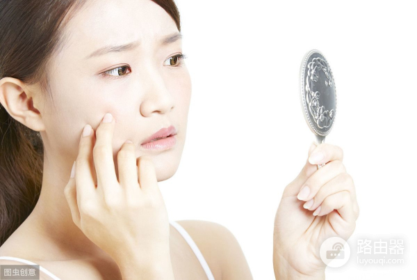 电脑办公室干燥怎么解决(办公室一族皮肤干燥怎么办 急救OL的干燥皮肤)