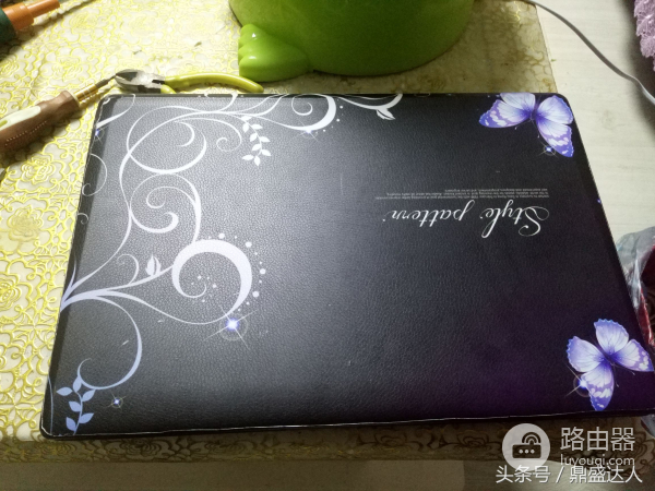 拆联想G460笔记本(老联想电脑怎么拆外壳开机)