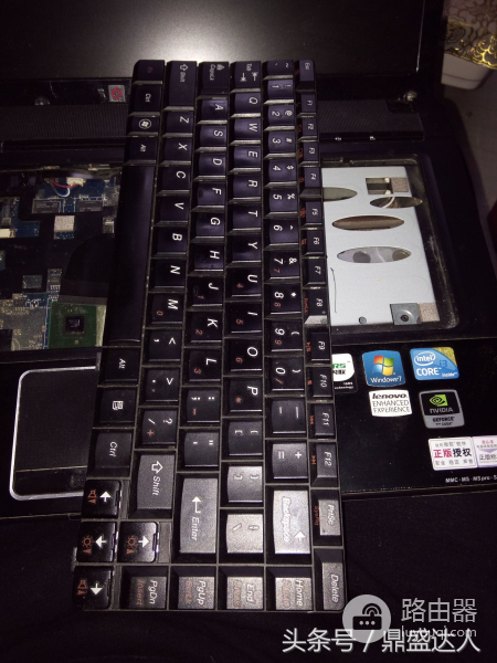 拆联想G460笔记本(老联想电脑怎么拆外壳开机)