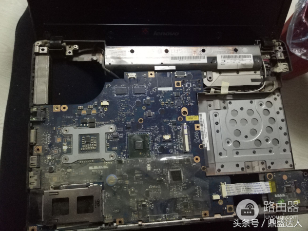 拆联想G460笔记本(老联想电脑怎么拆外壳开机)