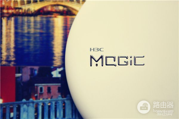 路由器华三魔术家如何设置(飞碟路由器!?华三(H3C) 魔术家 Magic B1 12)