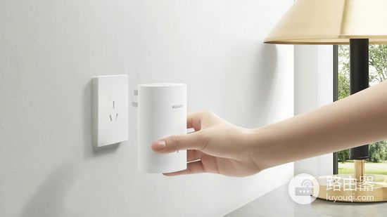 华为路由器与其他路由组网(大户型如何组网？华为路由 Q6携Wi-Fi 6+载誉归来)