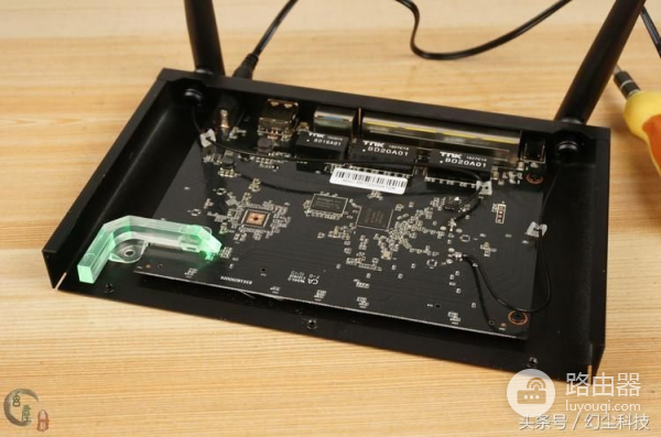 路由器如何实现异地组网(异地组网超简单,再远也变局域网!蒲公英路由器体验)