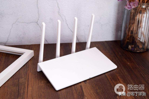 支持组网的千兆路由器(百元千兆智能路由器!支持APP管理、远程开机,还能智能组网)