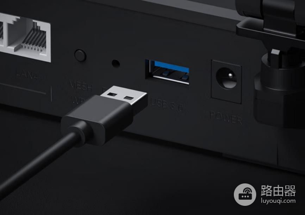 路由器自己怎么组网口(小白用户也能轻松组建NAS?一文告诉你路由器的2.5G网口有多重要)