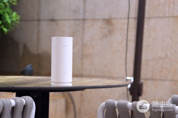 华为千兆路由器如何组网(居然可以这样?华为路由Q6组网神操作,有电就有好Wi-Fi)