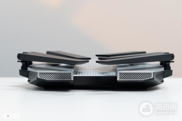 中兴路由器如何家庭组网(自研芯片+双2.5GE网口加持,中兴AX5400 Pro+ 路由器评测)