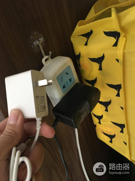 360路由器组网怎么关(400块钱体验mesh组网,360全屋路由解决三室两厅WiFi覆盖)