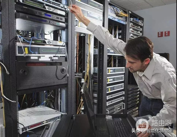 路由器和交换机组网方案(一文读懂交换机与路由器对比组网)