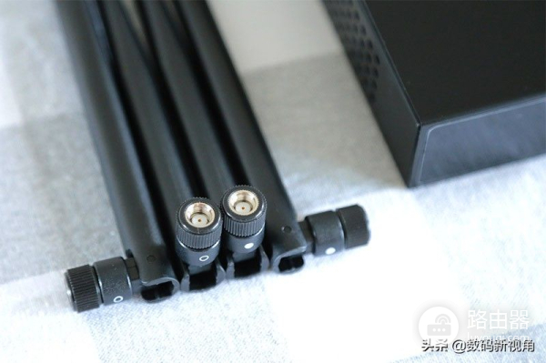 智能组网 路由器(双WLAN和智能组网加持的路由，企业高效低成本办公利器)