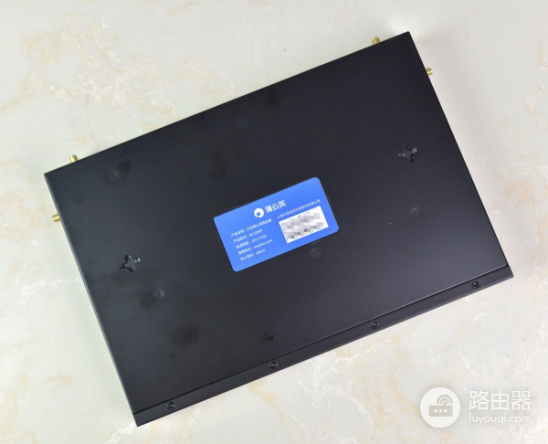 千兆路由器智能组网(智能组网,远程访问不再难,蒲公英X6千兆VPN路由器体验)