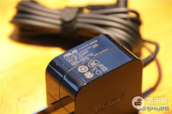 灵耀路由器组网(AiMesh组网,从此信号满格 华硕灵耀AC3000分布式路由体验评测)