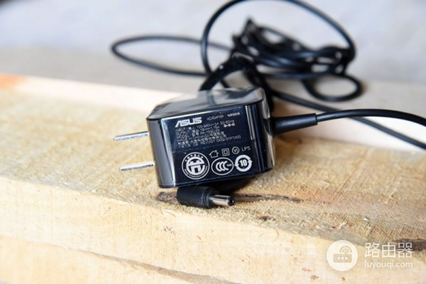 华硕路由器组网效果(华硕RT-AC86U双频无线路由器AiMesh组网应用体验)