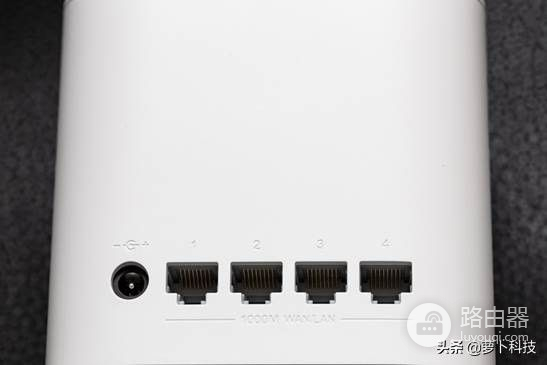 荣耀路由器可以组网吗(首款自研芯片,1分钟轻松组网仅349,荣耀路由Pro2值不值)