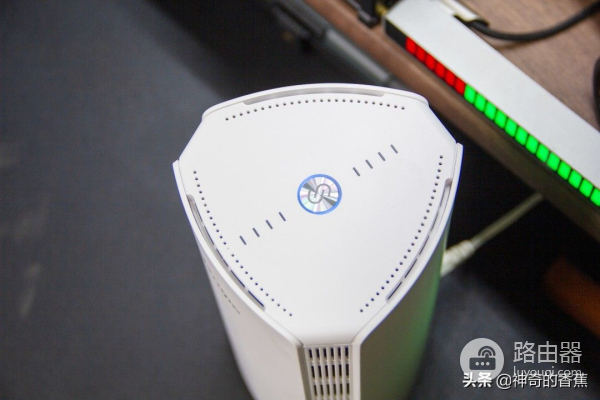 mesh组网最好的路由器(高颜值WIFI6一键mesh组网性价比首选锐捷星耀M18路由器)
