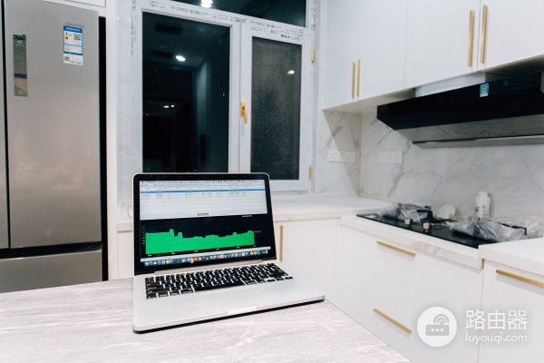 别墅怎么用路由器组网(500平别墅无缝漫游:两套领势Velop AC6600路由器WiFi组网实战)