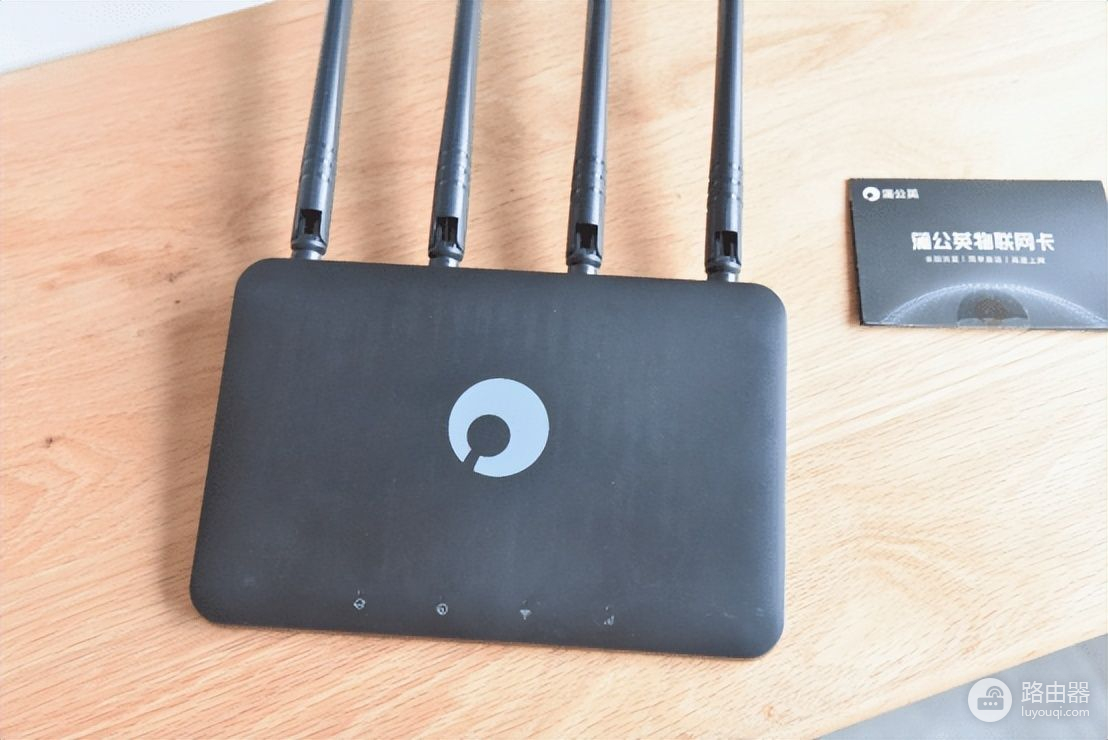 出租房路由器组网(毕业季租房好物:4G路由器,1G一分钱,蒲公英X4C值)