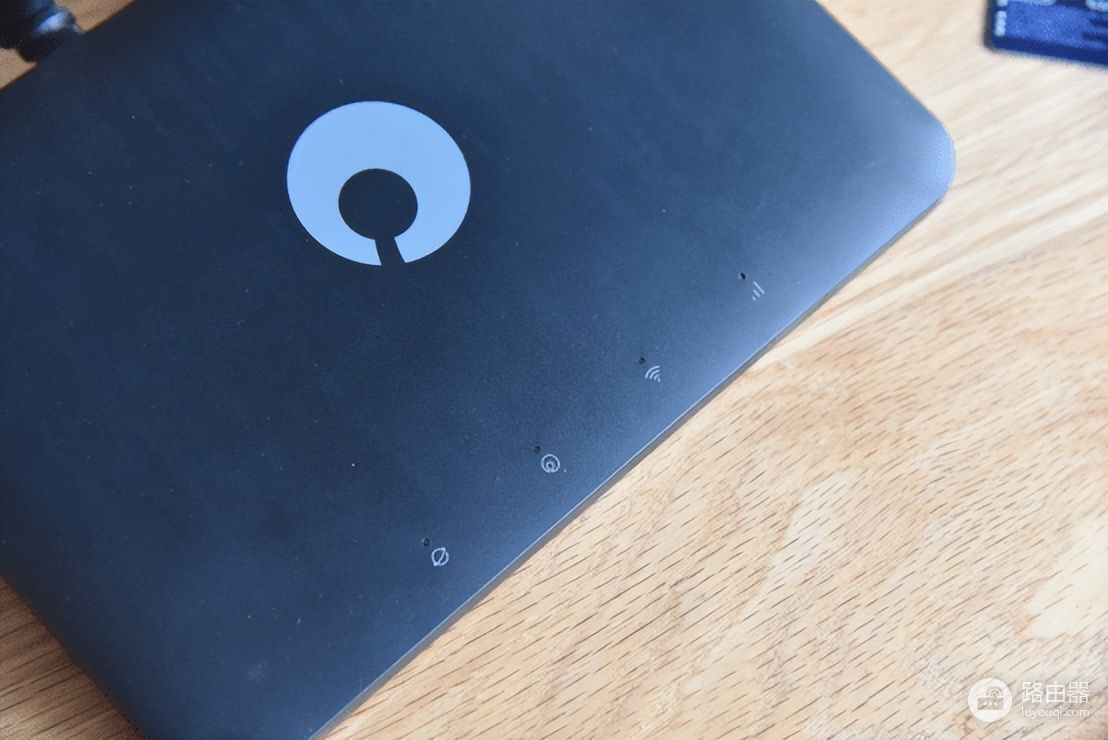 出租房路由器组网(毕业季租房好物:4G路由器,1G一分钱,蒲公英X4C值)