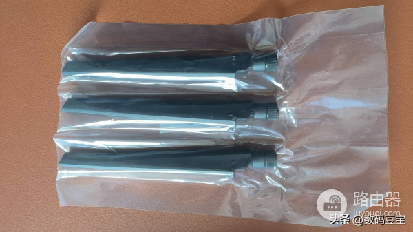 华硕路由器和梅林组网(华硕路由器 AX86U Pro 评测)