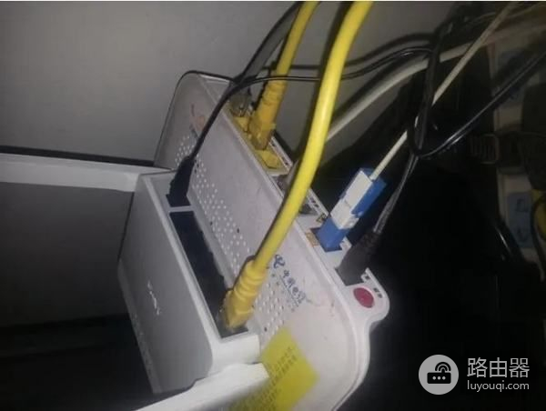 学校的校园网怎么连接上路由器(校园网宽带怎么连接路由器)