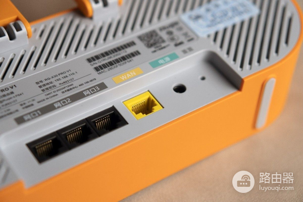 孩子玩手机管不了?你需要这个能看孩子的路由器——锐捷小白