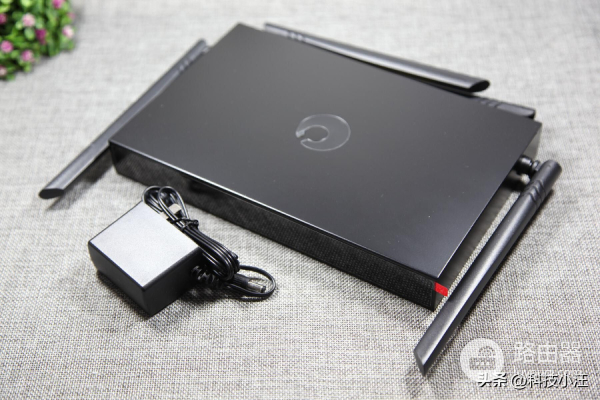 企业级性能平民价格,蒲公英X5路由器体验,这么多玩法你喜欢哪个