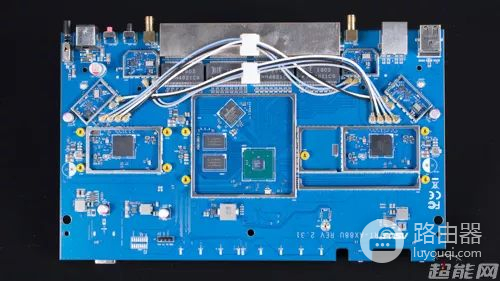 华硕RT-AX88U路由器评测：适合高端玩家的WiFi 6路由器