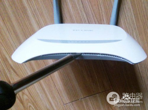 如何拆路由器(这个路由器如何拆解)